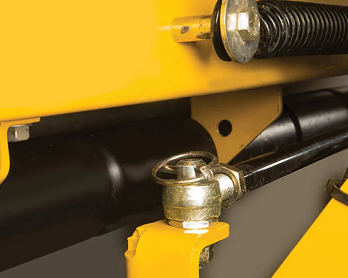 Cub Cadet Heavy Duty Striping Kit 59C30052150 Cub Cadet cub cadet heavy duty striping kit 59c30052150 outdoor power equipment accessory