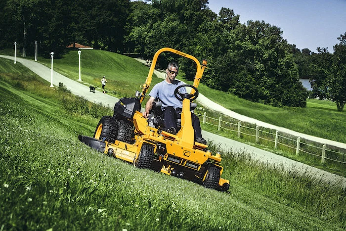 Cub Cadet Pro Z 700 Series Zero Turn Riders High Back Suspension Seating With Iso Mounts feature image