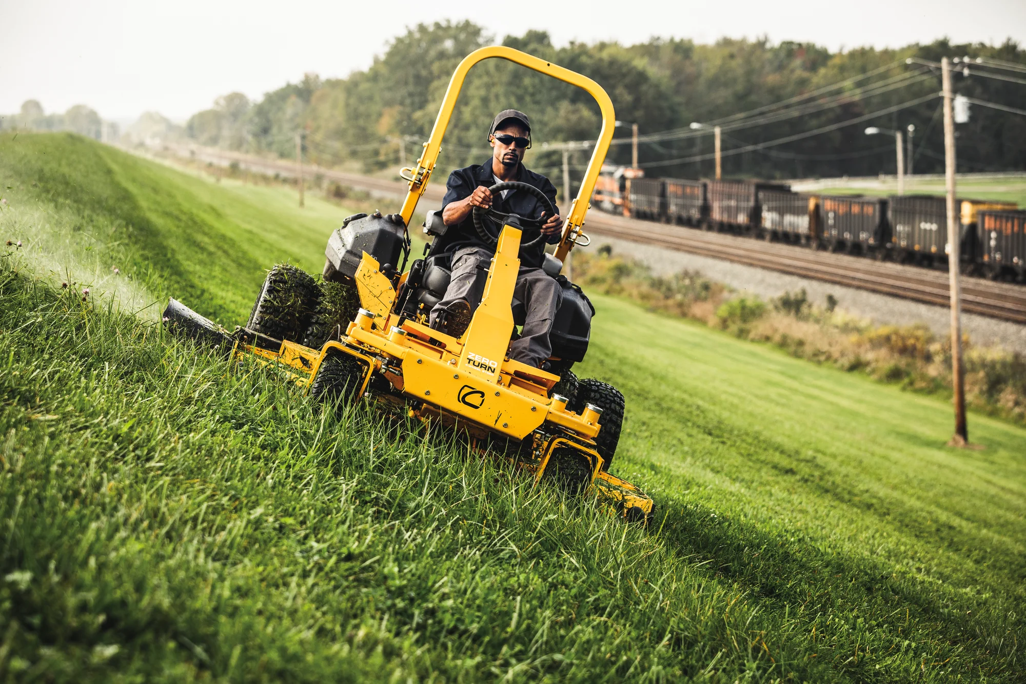 Cub Cadet Pro Z 700 Series Zero Turn Rider Pro Z 772 L KW