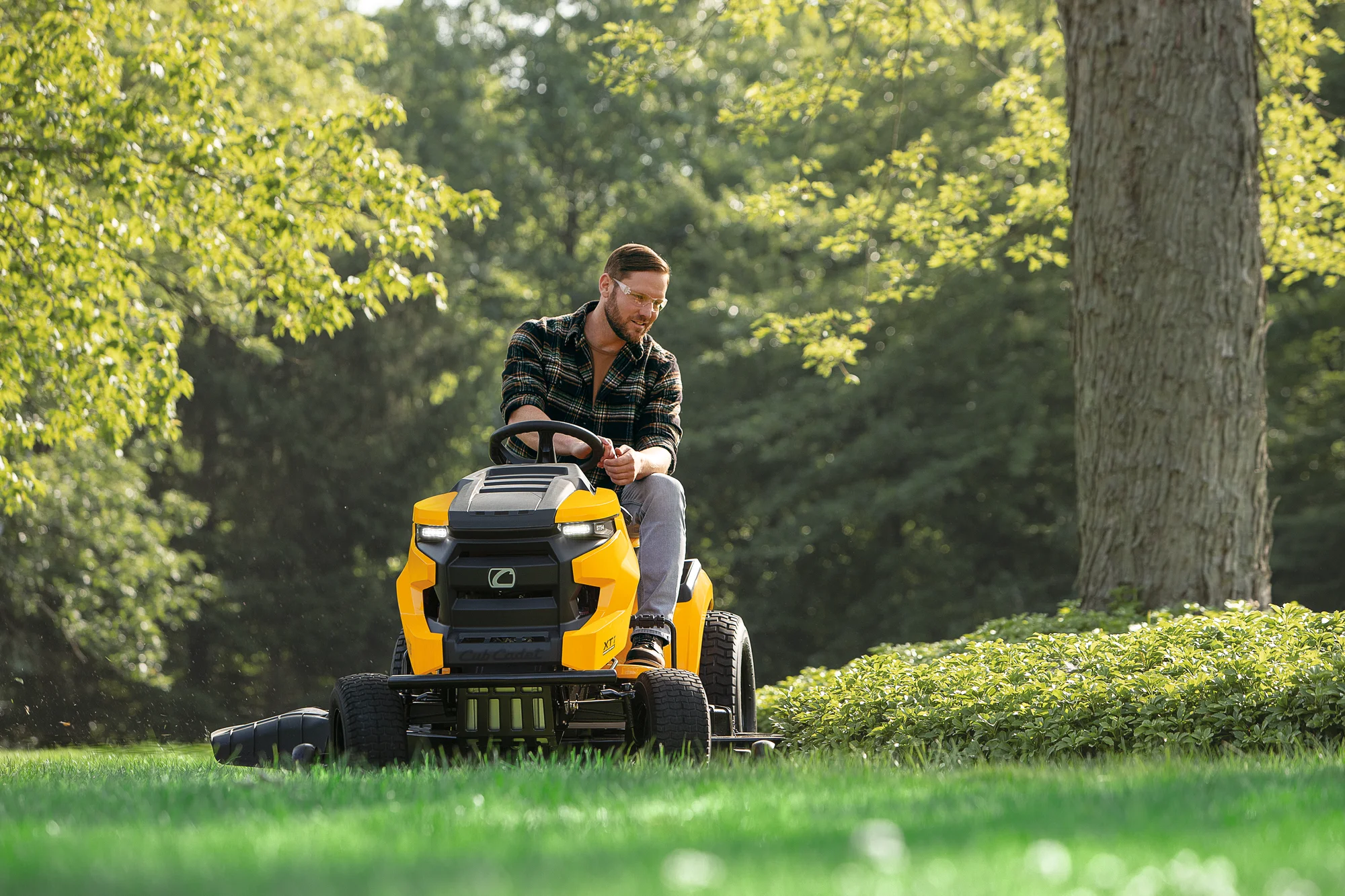 Cub Cadet Xt1 Enduro Series Lawn Tractor Xt1 St54 Man Riding Mower product image