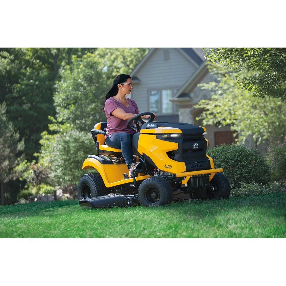 Cub Cadet XT2 Series Tractors Enhanced Stability With Automatic Differential Lock feature image