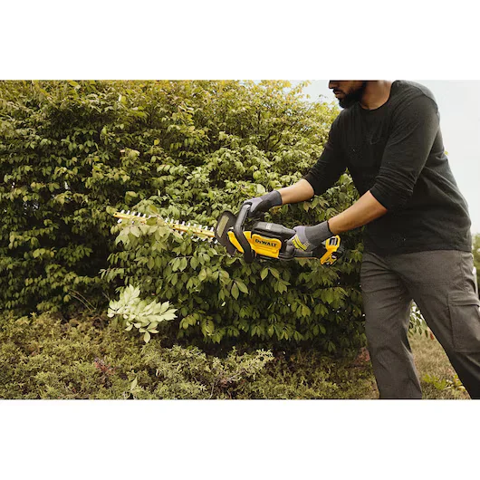 DeWalt 20V Series Hedge Trimmers Brushless Motor Power feature image
