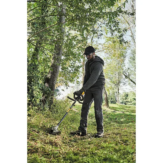 DeWalt 60V Max Series Trimmers And Brushcutters Battery Platform Flexibility feature image