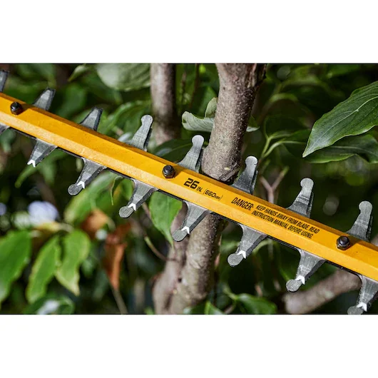 DeWalt 60V Series Hedge Trimmers Low Maintenance Operation feature image