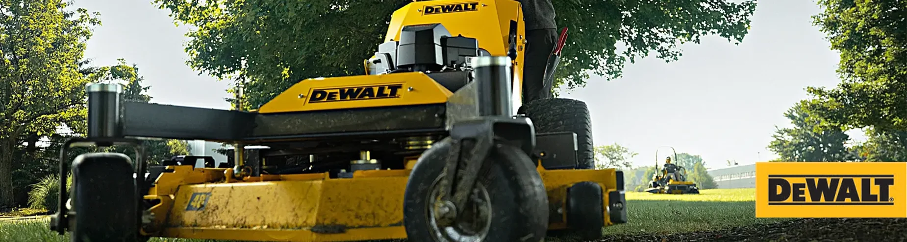 Dewalt Generic Banner Stand On Mower