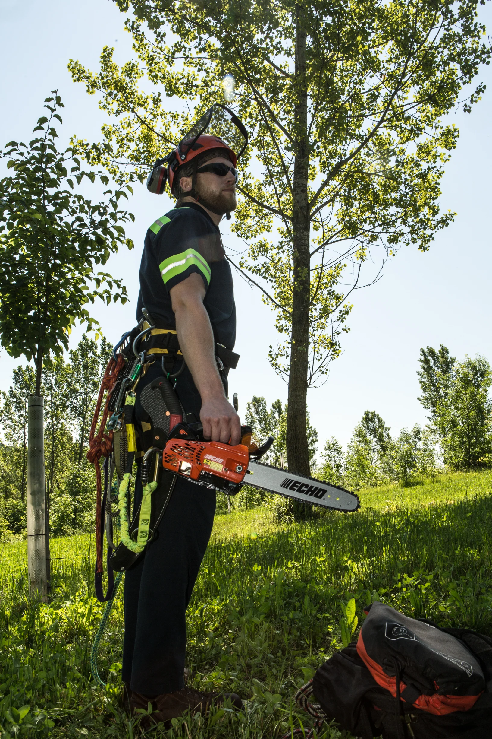 Echo Chainsaw CS2511T-14 Echo Cs Series Chainsaw Cs2511T 14 Man Standing With Chainsaw product image