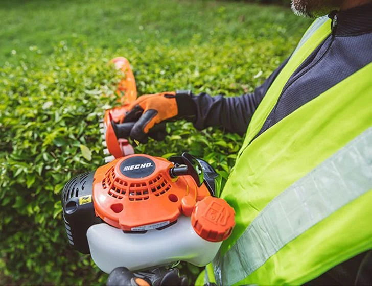 ECHO HCS Series Hedge Trimmers Efficient Fuel Use feature image