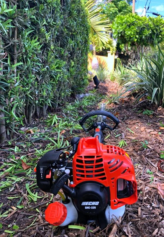 ECHO Shc Series Hedge Trimmers Powerful Gas Engine feature image