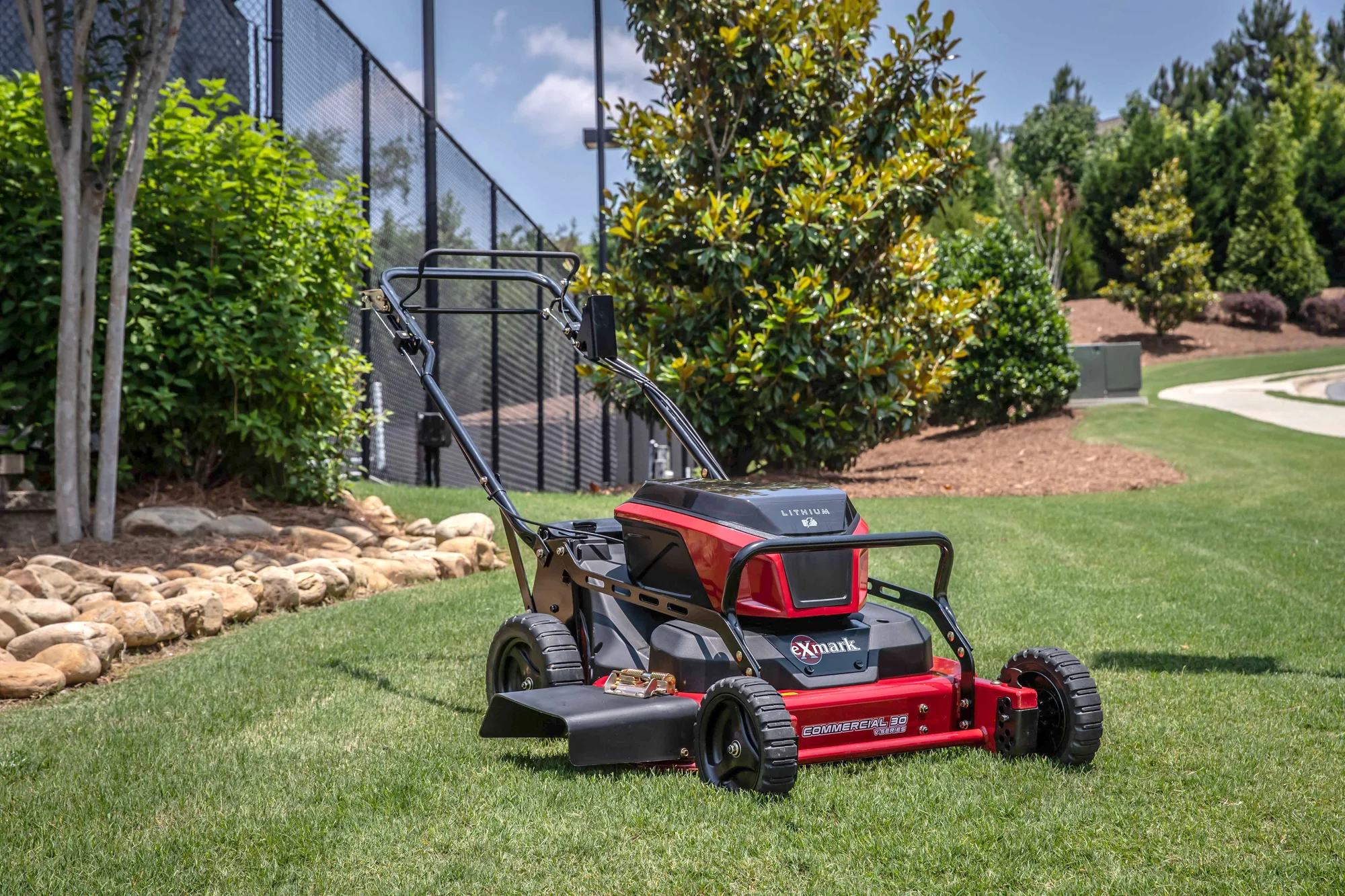 Exmark Commercial 21V Series Walk Behind Mowers Versatile Discharge Options feature image
