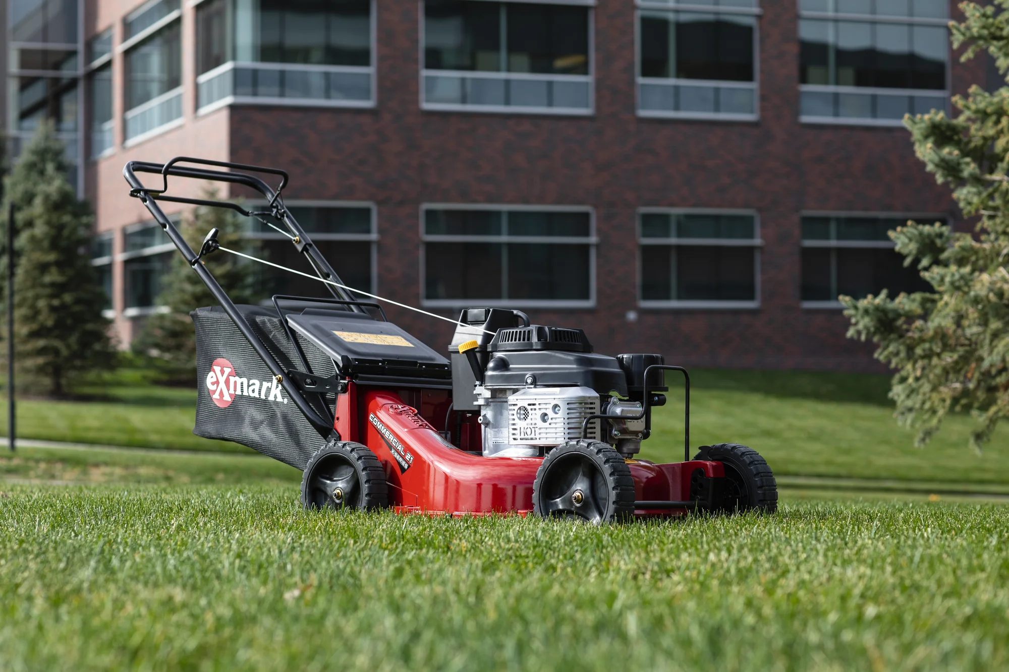 Exmark Commercial 21X Series Walk Behind Mowers Low Downtime Maintenance feature image