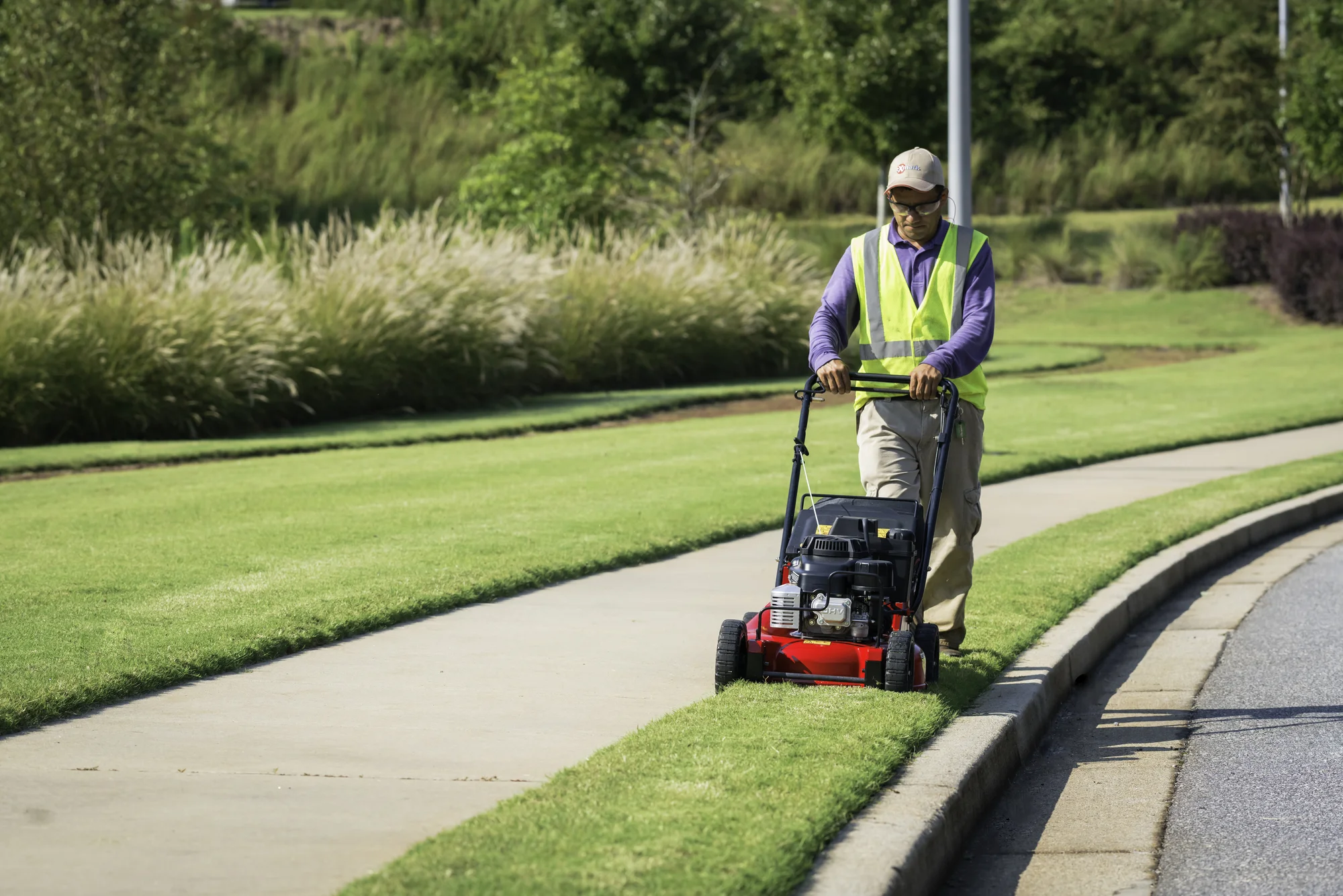 Exmark Commercial 21X Series Walk Behind Mowers Upgraded Cut Quality Package feature image