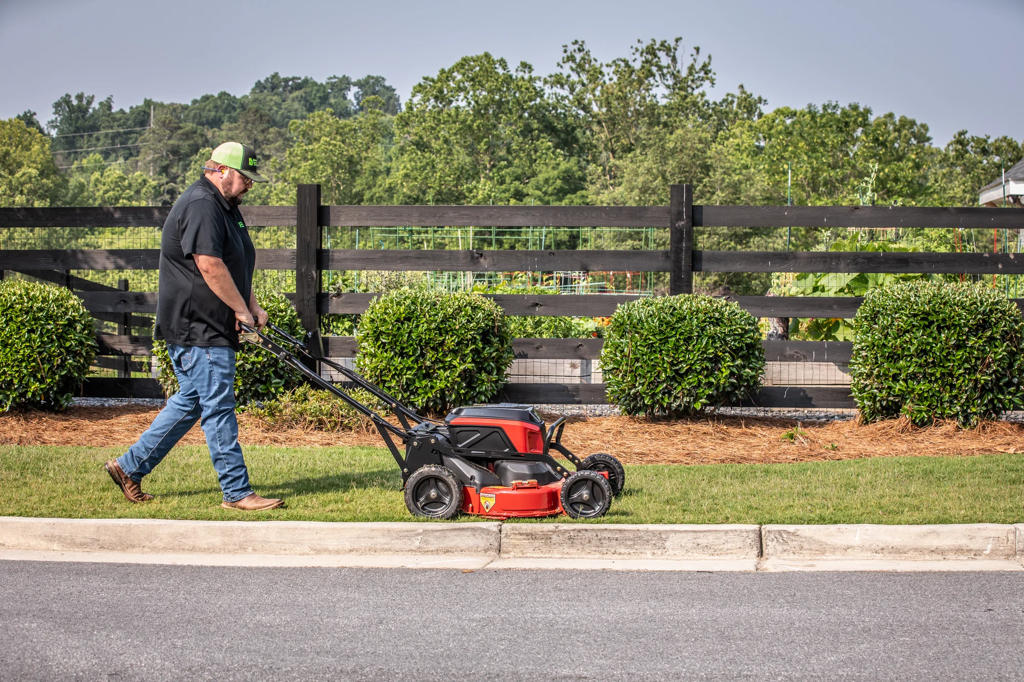 Exmark Commercial 30V Series Walk Behind Mowers Service Access Design feature image