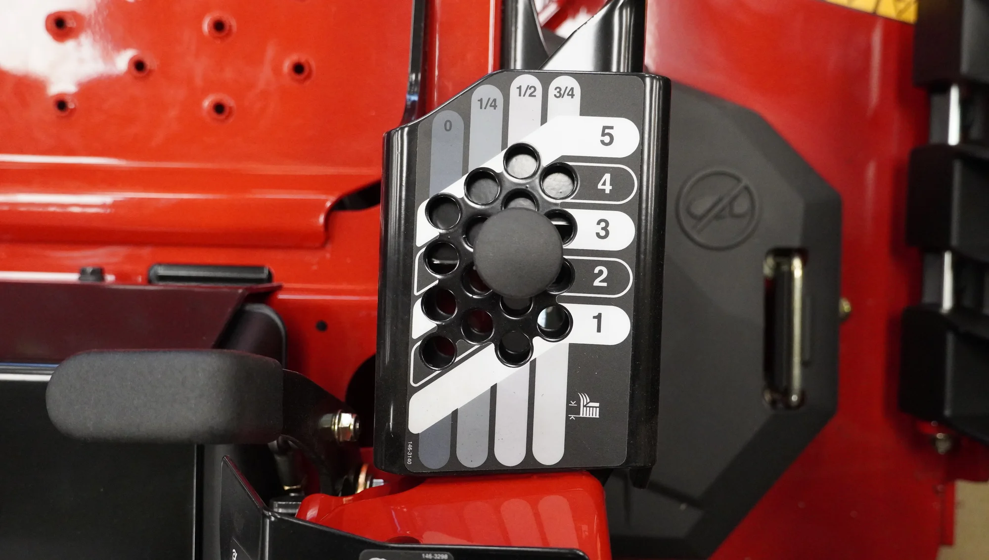 Exmark Lazer Z E Series Zero Turn Riders Fine Height Adjustment And Wide Cutting Range feature image