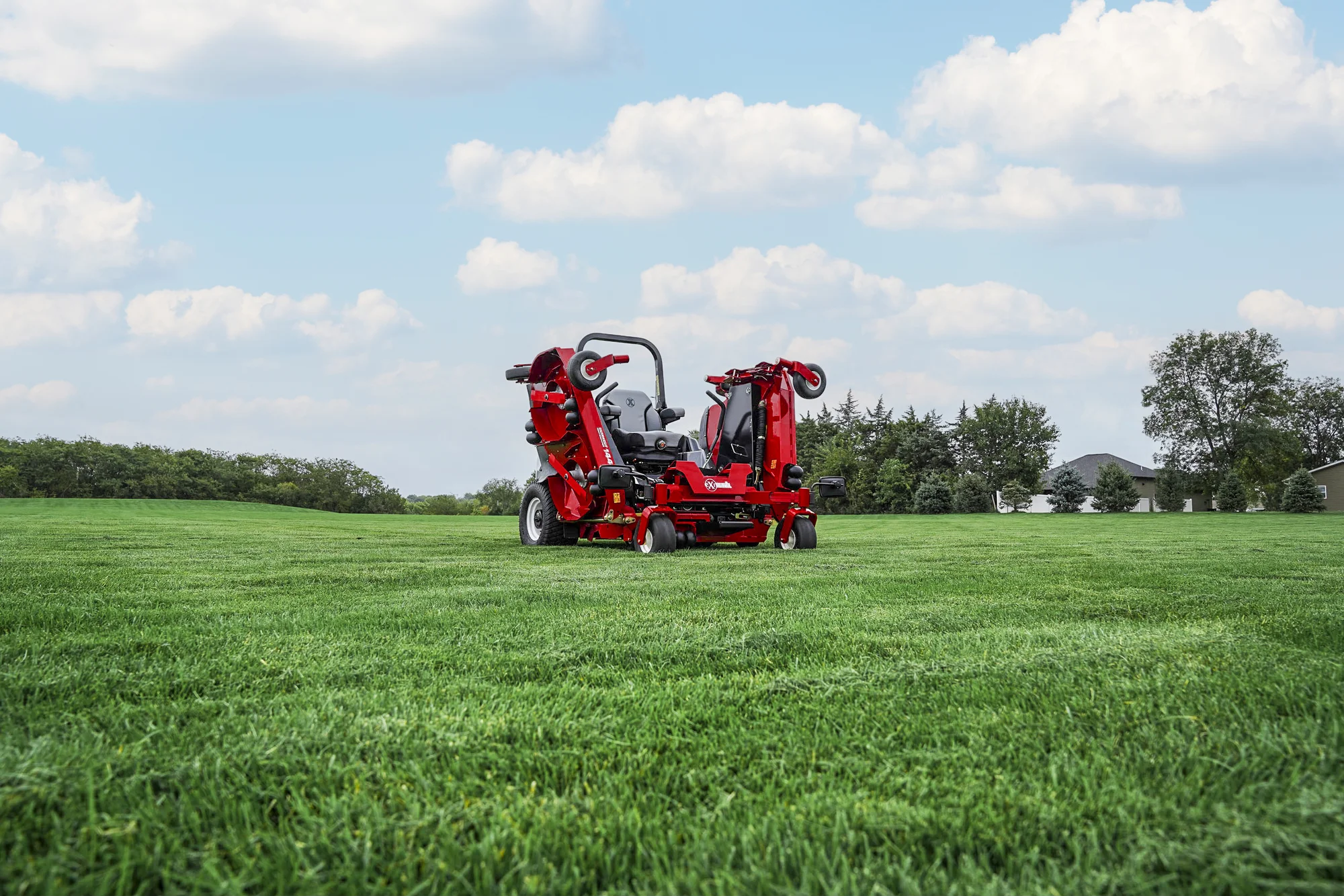 Exmark Lazer Z S Diesel Series Zero Turn Rider Lzs86Tdym12Rw0 Mower Collapsed On Lawn product image