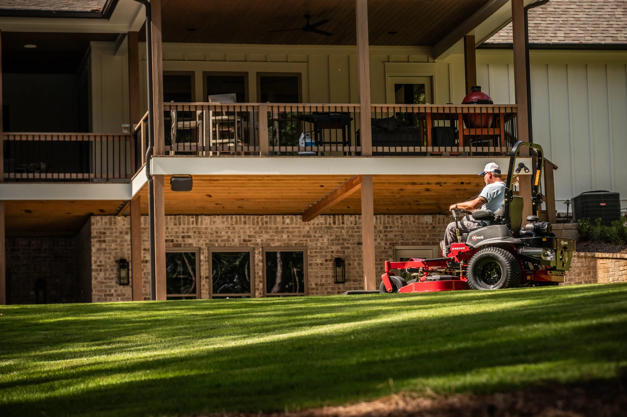 Exmark Lazer Z S Series Zero Turn Rider Lrs749Akc724A1 Landscaping Building product image
