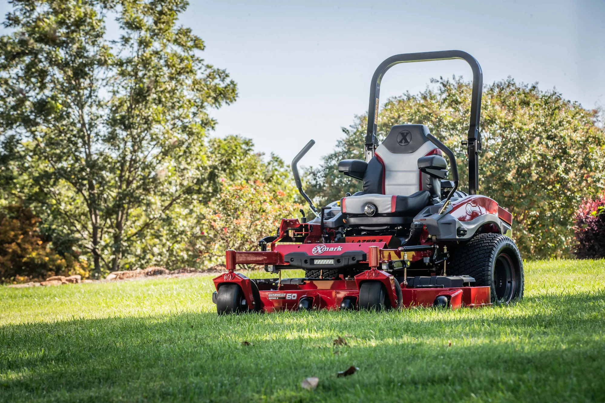 Exmark Lazer Z X Series Zero Turn Rider Lrx980Ekc726Q1 Mower Lawn Park product image