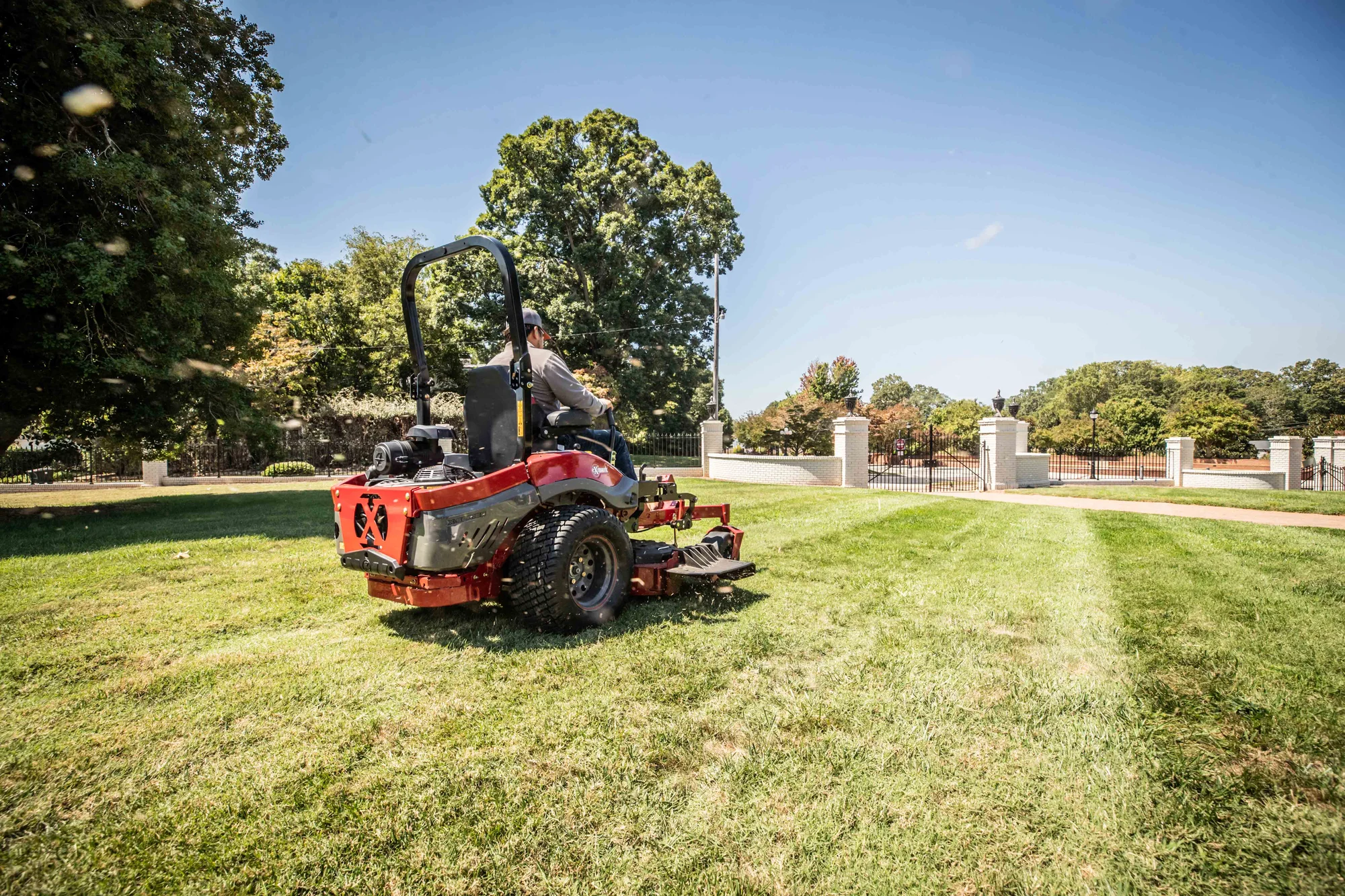 Exmark Lazer Z X Series Zero Turn Rider LRX993EBX606Q1 Exmark Lazer Z X Series Zero Turn Rider Lrx993Ebx606Q1 Man Striping Lawn Wide Angle product image