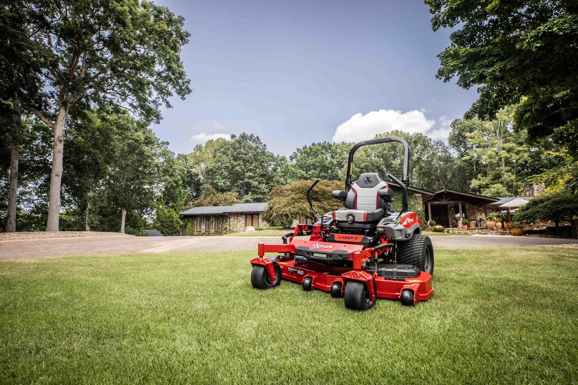 Exmark Lazer Z X Series Zero Turn Rider Lrx993Ebx606Q1 Mower Lawn House product image