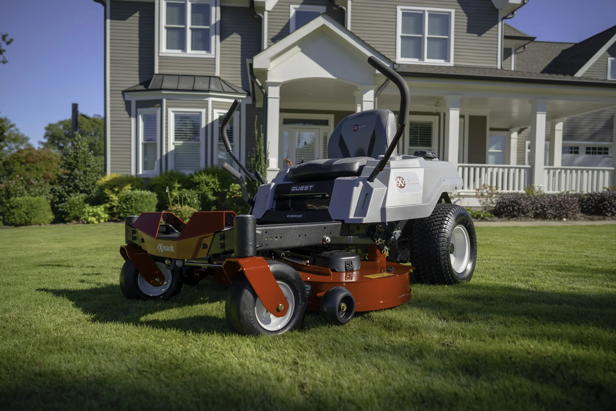 Exmark Quest E Series Zero Turn Rider Qze722Gee50200 Wide Angle Mower House product image