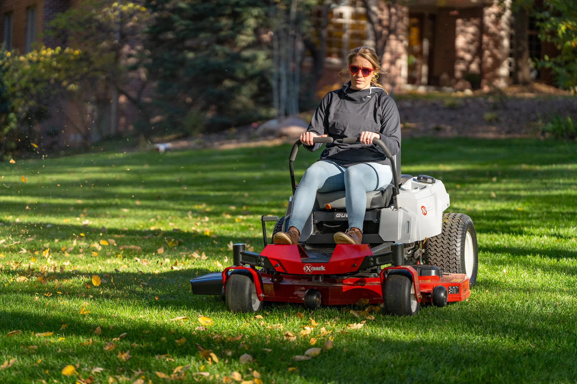 Exmark Quest S Series Zero Turn Riders Fuel Capacity And Ease Of Use feature image