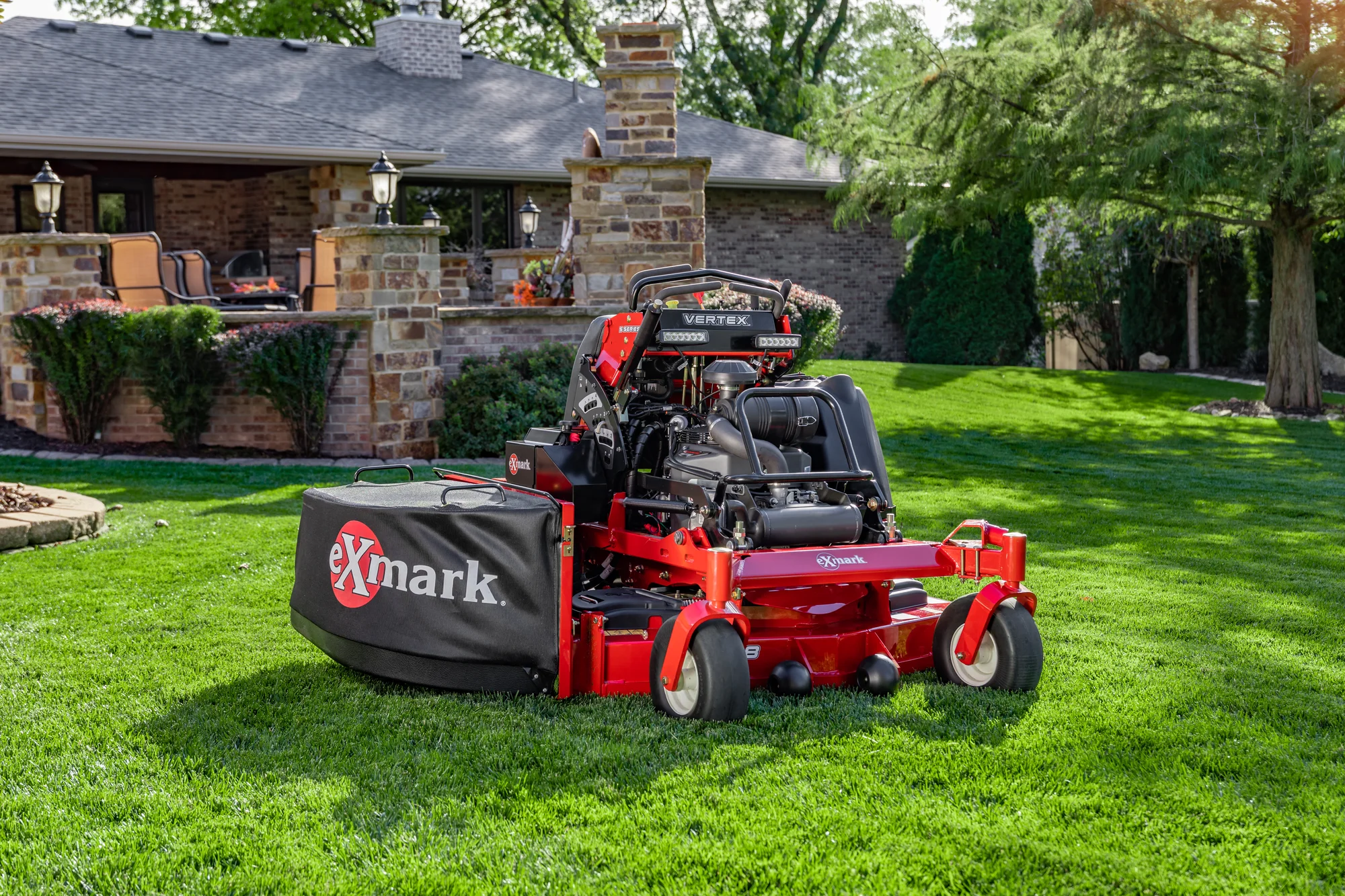 Exmark Vertex S Series Stand On Lawn Mower Vxs730Gka48400 Mower House Lawn Trees product image