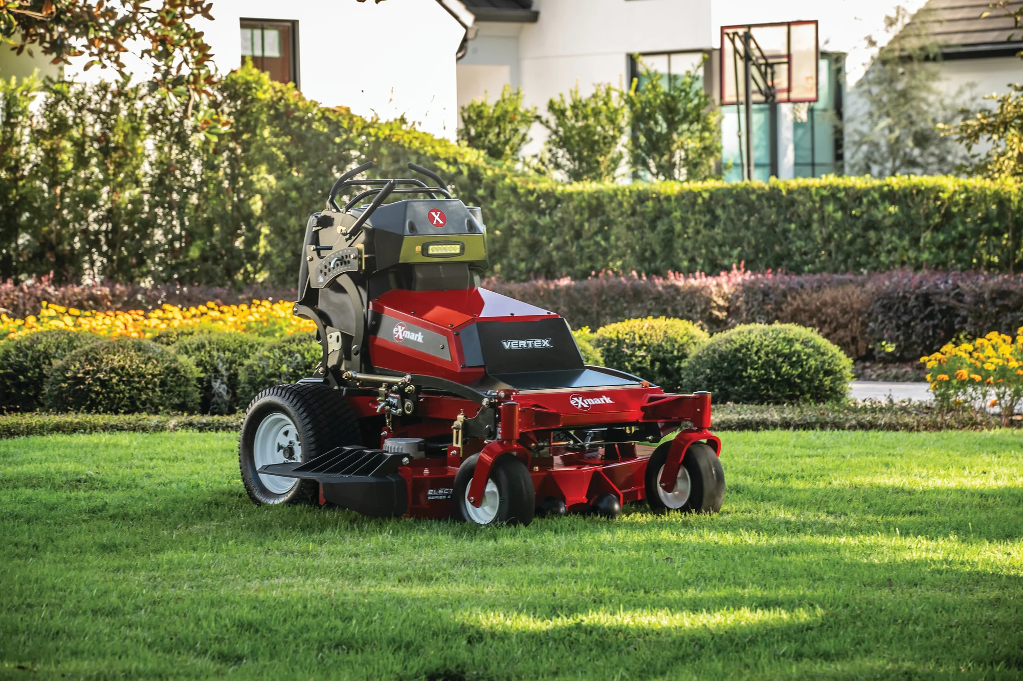 Exmark Vertex V Series Stand On Lawn Mower Vxv060B1852A00 Mower On Lawn product image