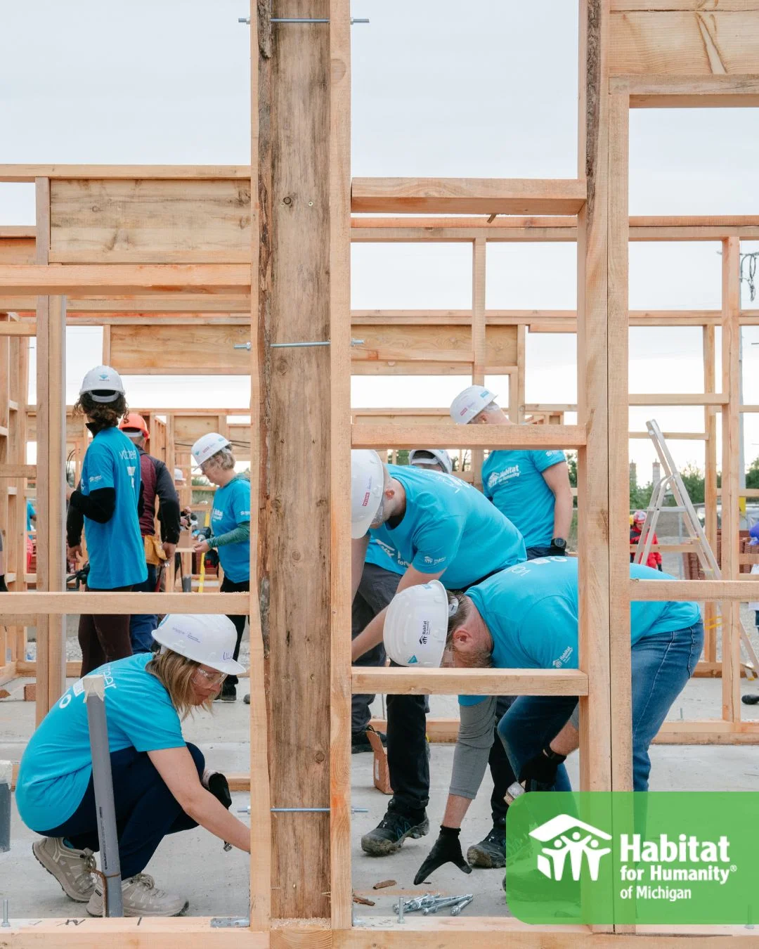 Michigan Volunteers Build Michigan Volunteers Build
