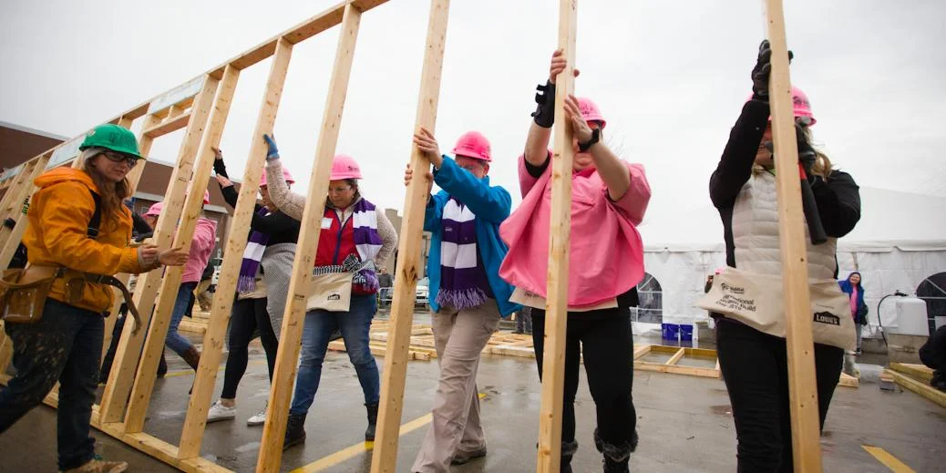 Women Build Wall