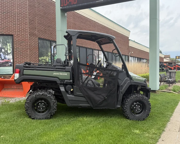 John Deere Gator Full-Size XUV835M Crossover Utility Vehicle XUV-557090