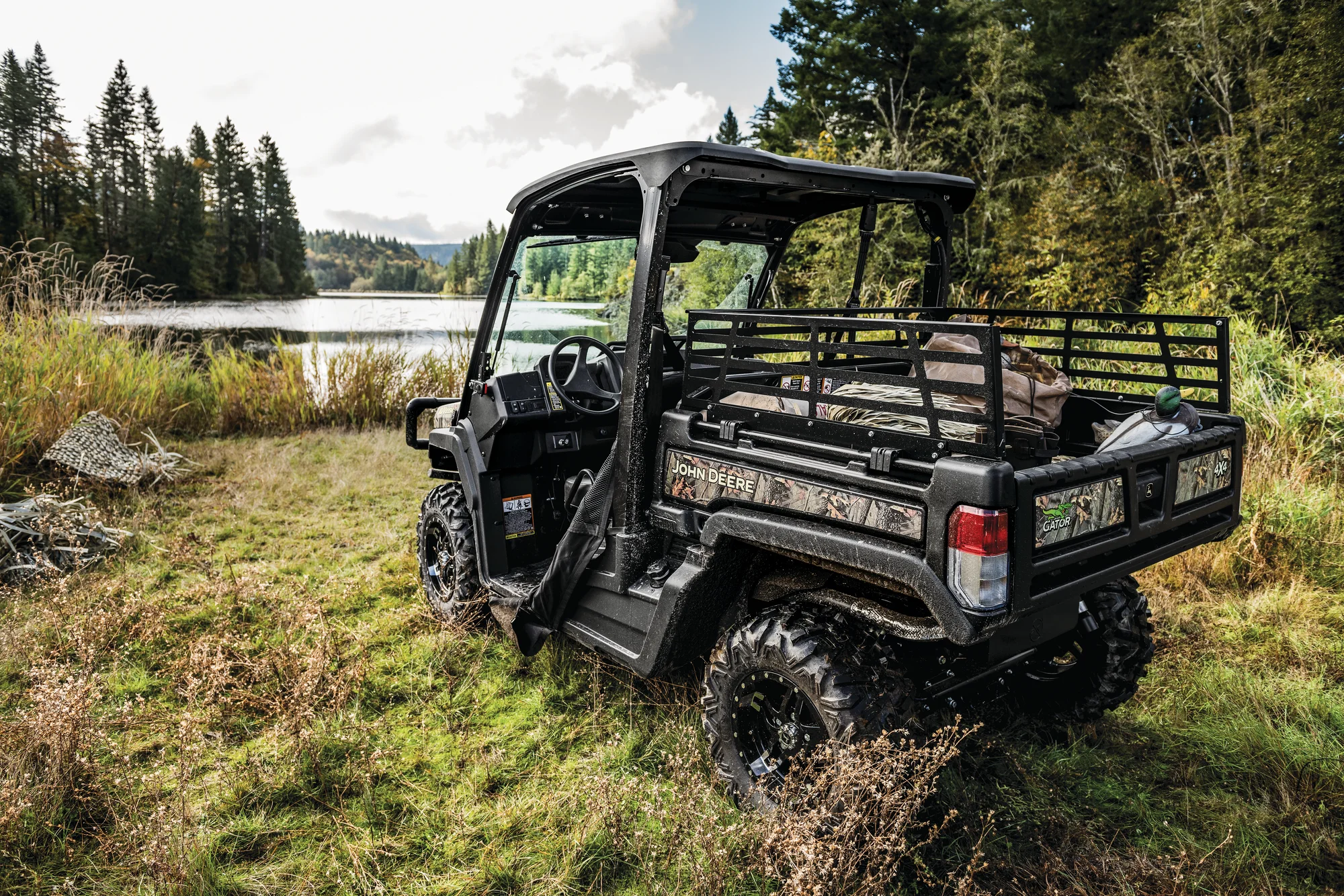 John Deere XUV835M Crossover Series UTVs High Towing And Payload Ratings feature image