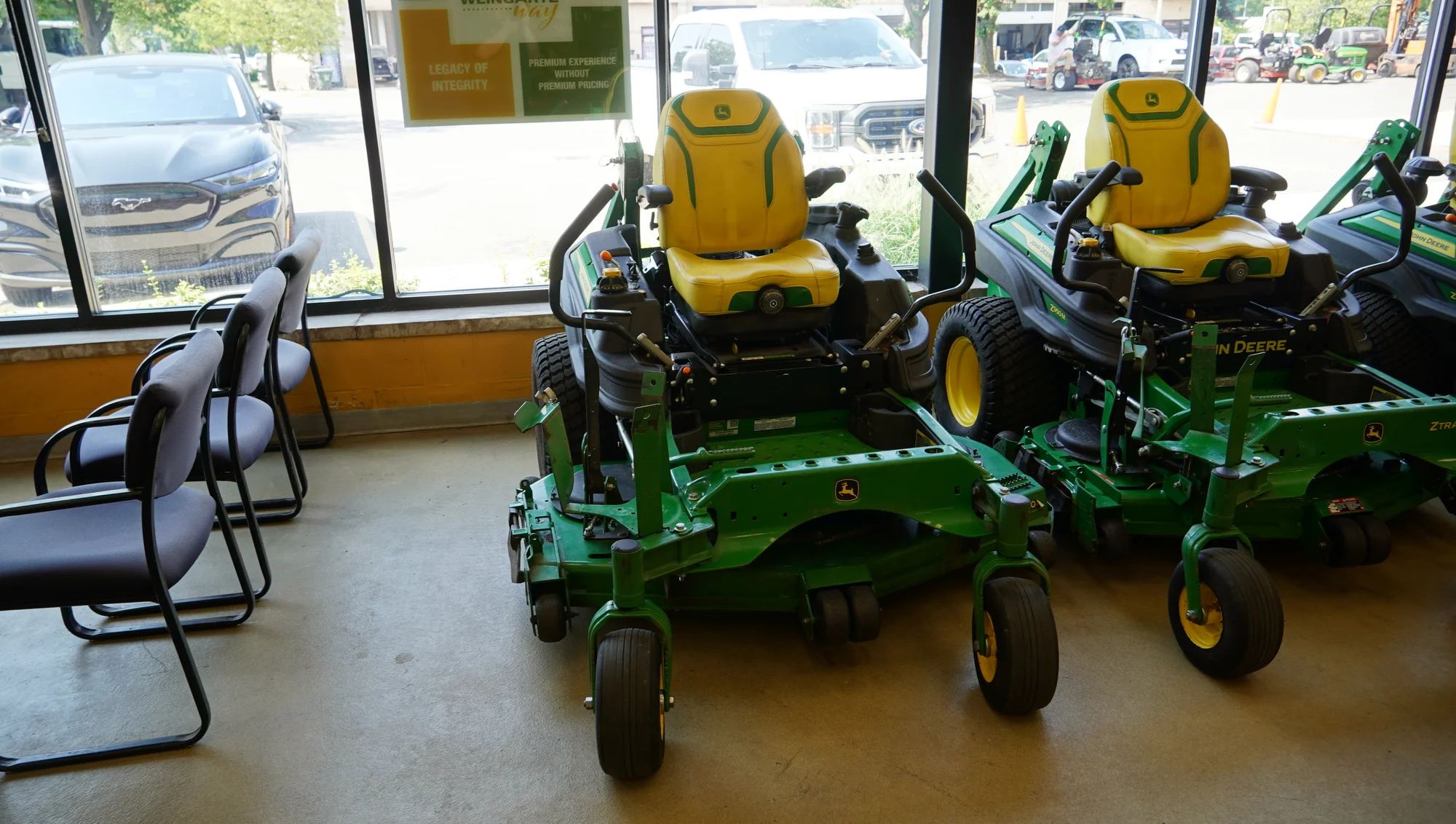 Used John Deere Z950M 60 in Zero Turn Mower TR4975F