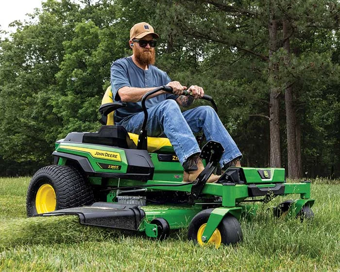 John Deere Ztrak 300 Electric Series Zero Turn Rider Z380R Electric Man On Mower product image