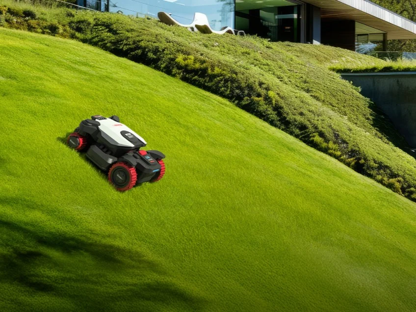 Kress EyePilot 4×4 RTKn Robotic Lawn Mower KR286