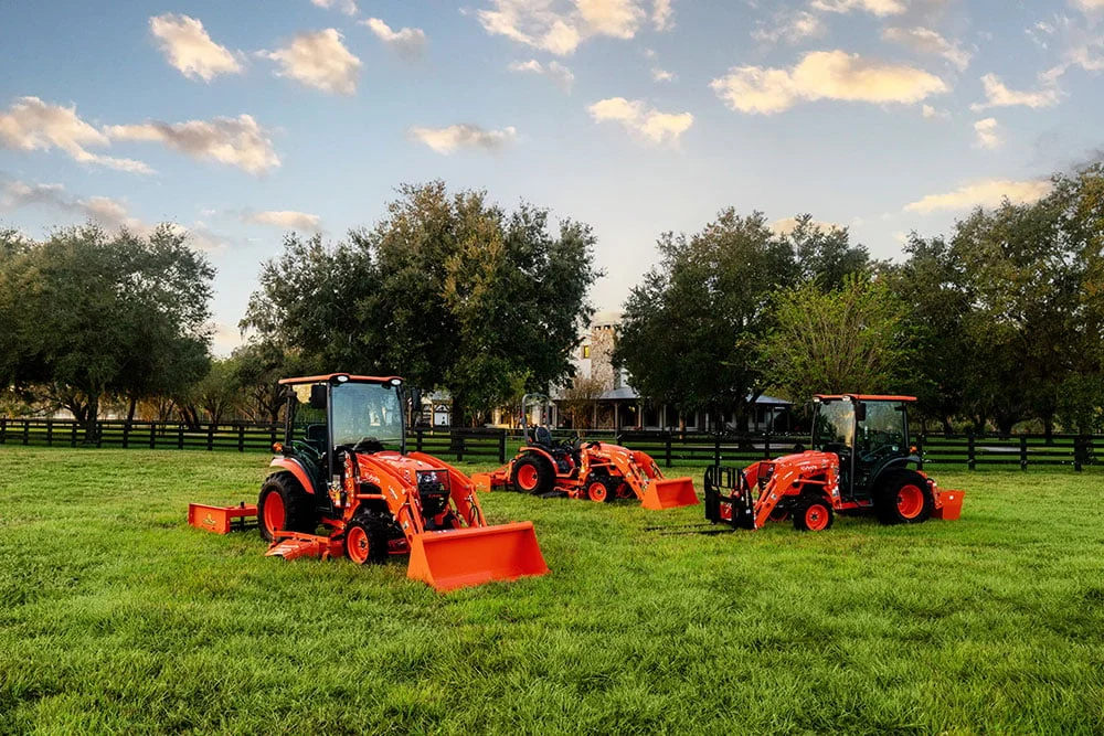 Kubota LX Series Compact Utility Tractors Flexible PTO Options feature image