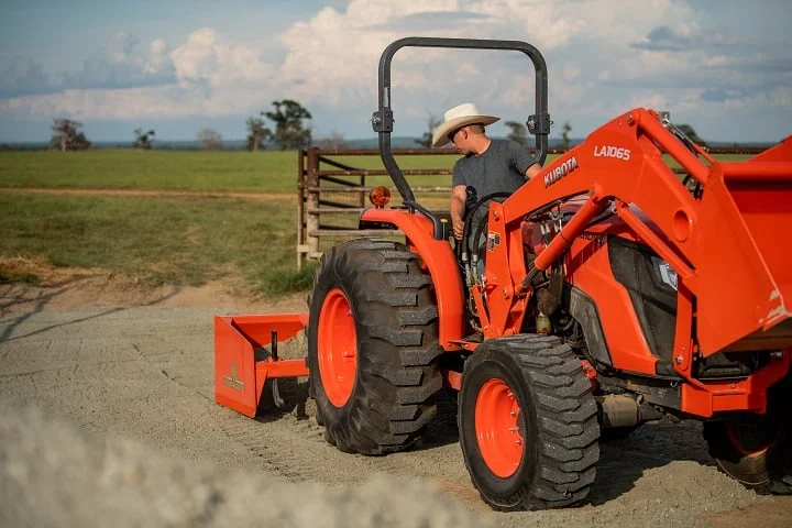 Kubota MX Series Compact Utility Tractors Rugged Build Quality feature image
