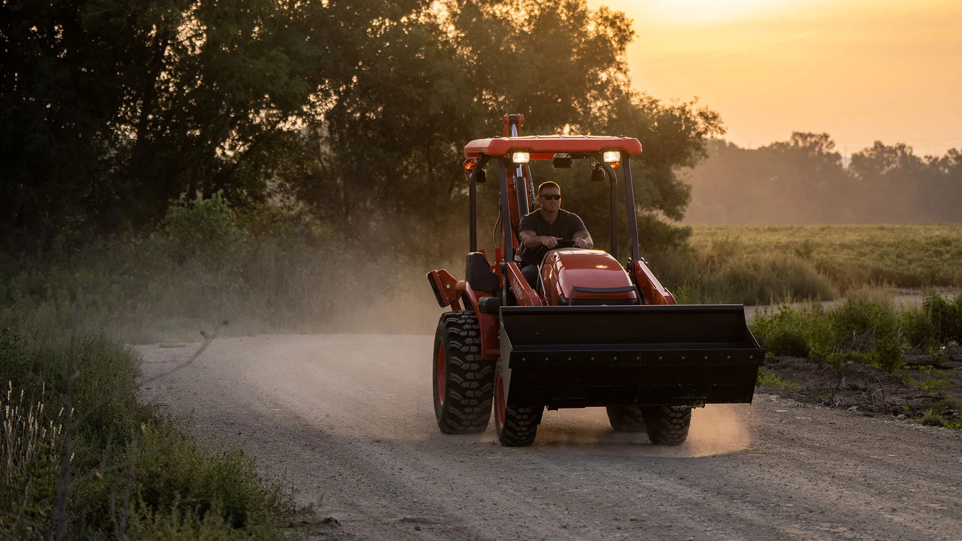 Kubota Tlb Series Construction Equipment Hydrostatic Transmission Options feature image