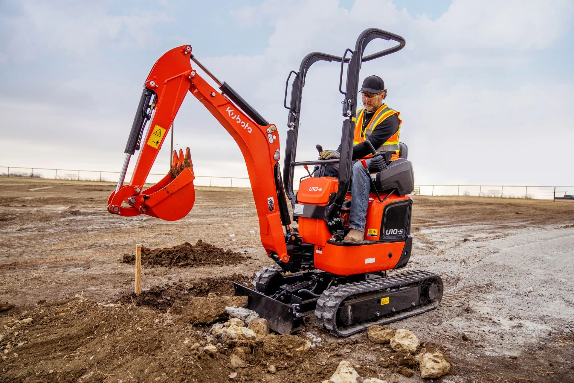 Kubota U Series Construction Equipment Powerful Kubota Diesel Engine feature image