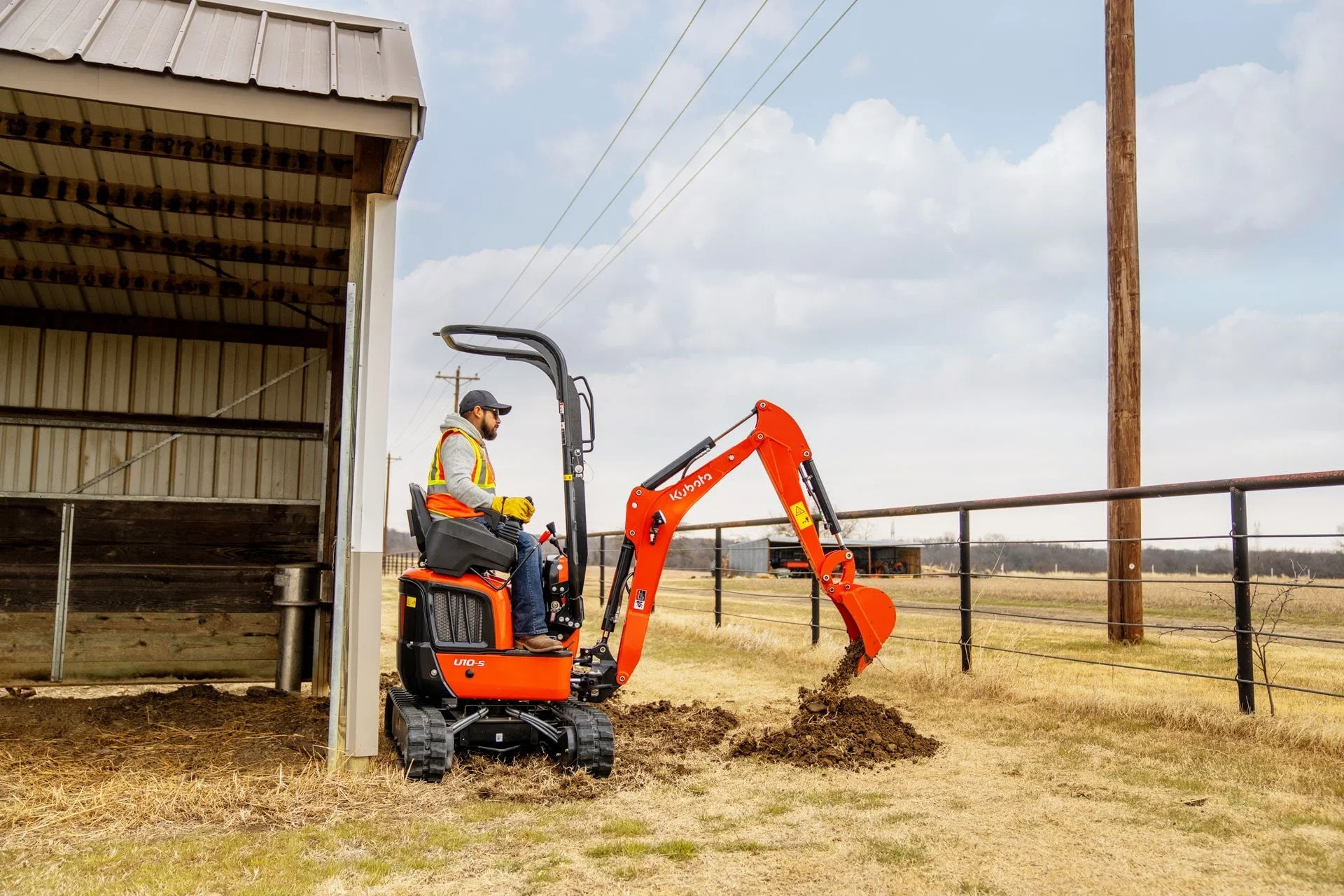 Kubota U Series Construction Equipment True Zero Tail Swing Design feature image