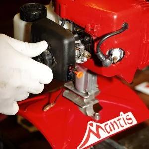 Mantis 2CYCLE Series Tillers Fuel Efficient Design feature image