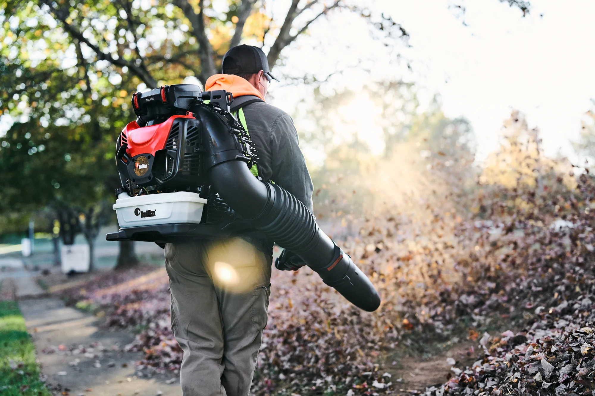 Red Blower RedMax Leaf Blowers | Handheld & Backpack Blowers | Weingartz