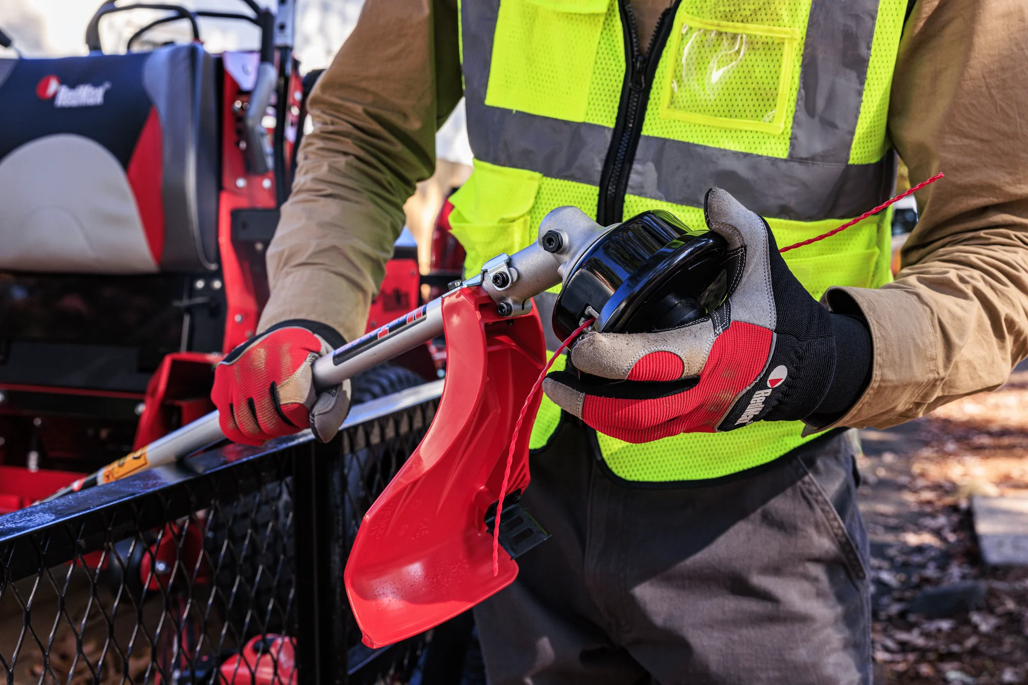 RedMax Bcz Series Trimmers And Brushcutters Blade Compatible Gearbox feature image