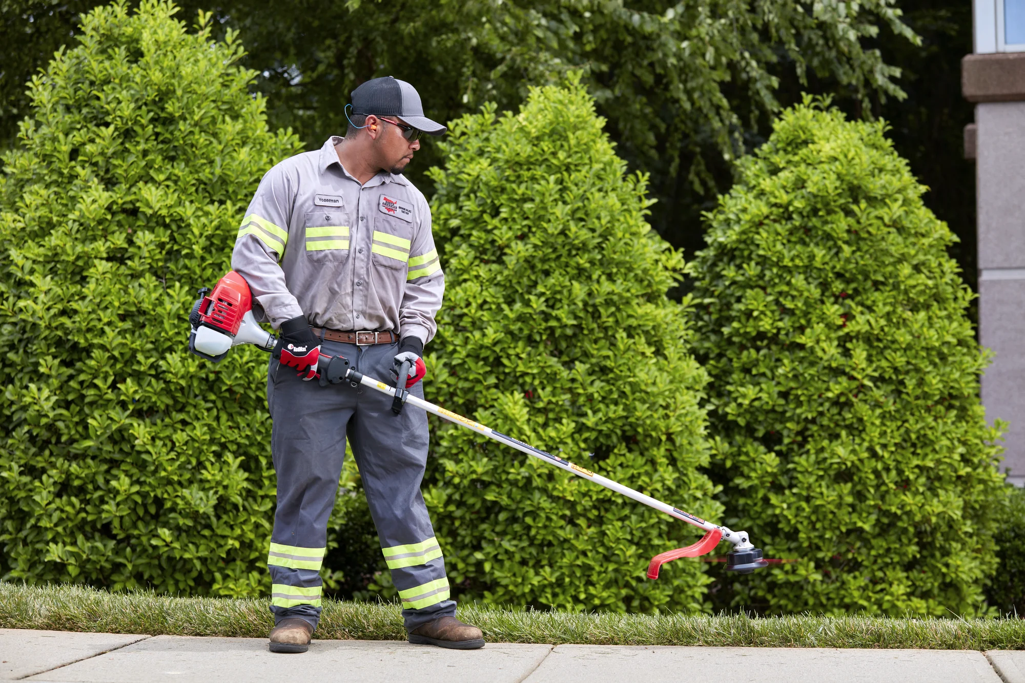 RedMax Bcz Series Trimmers And Brushcutters Ergonomic Harness Ready Design feature image