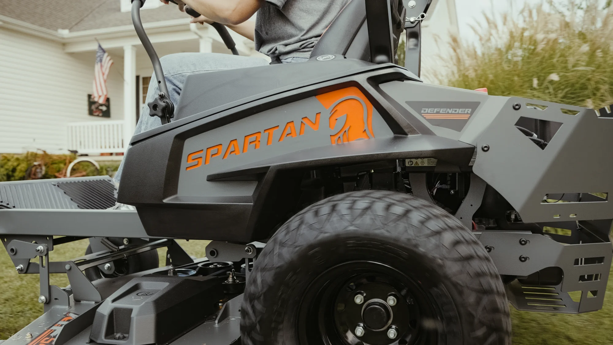 Spartan Defender Zero Turn Rider Szde1K48691Kr Tire Action product image