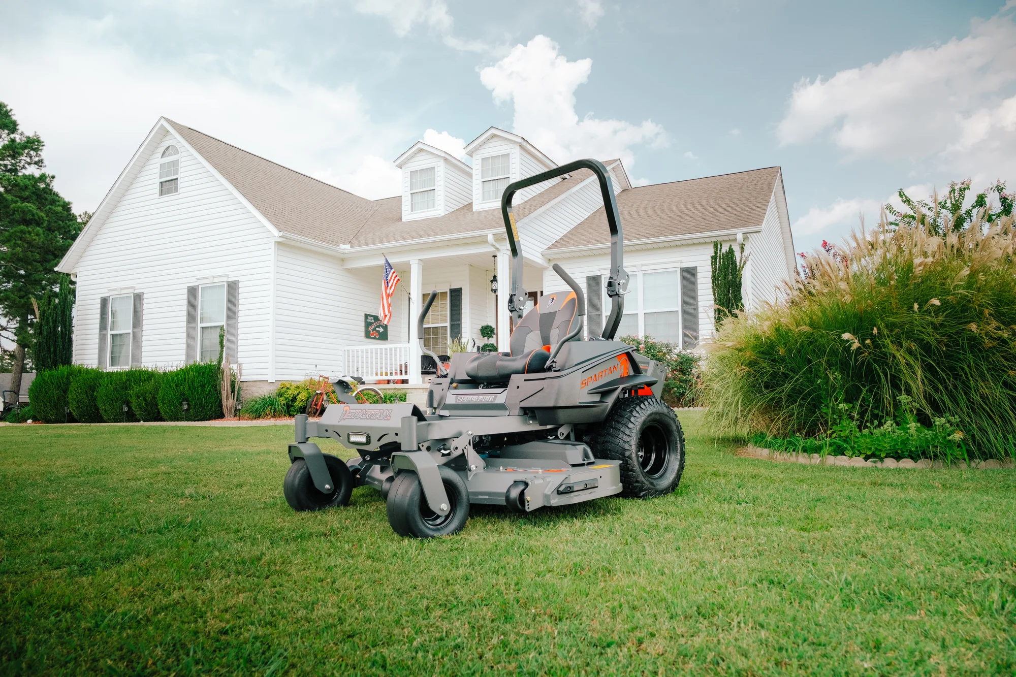 Spartan Defender Zero Turn Rider Szde1K54691Kr Wide Angle Mower House product image