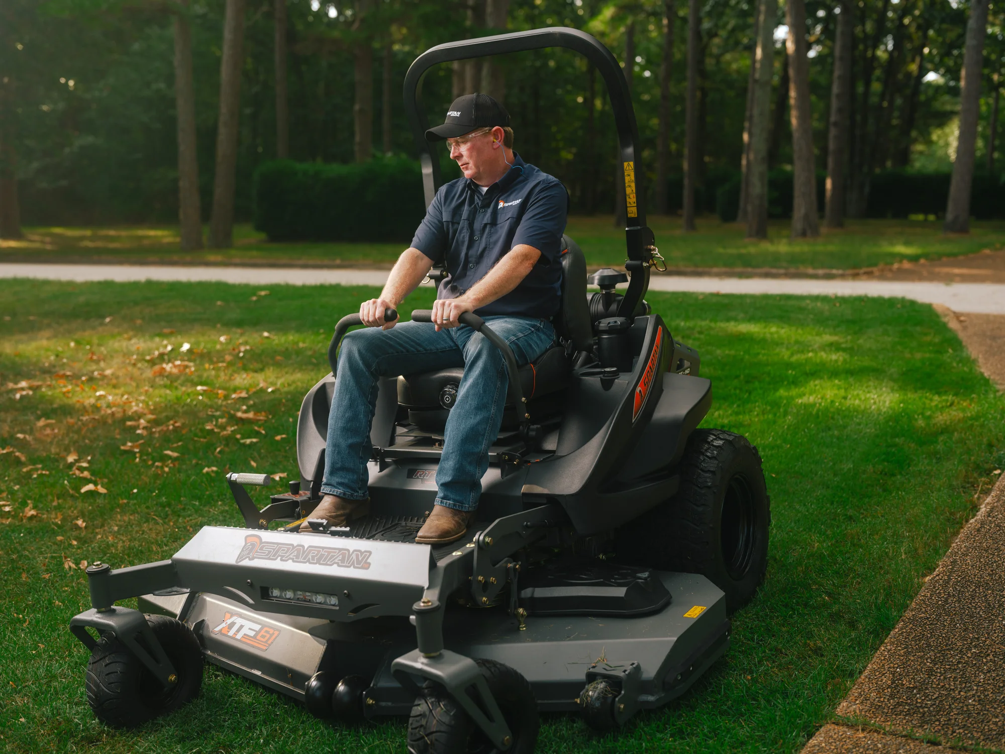 Spartan Rt HD Series Zero Turn Mower True Commercial Zero Turn Platform feature image