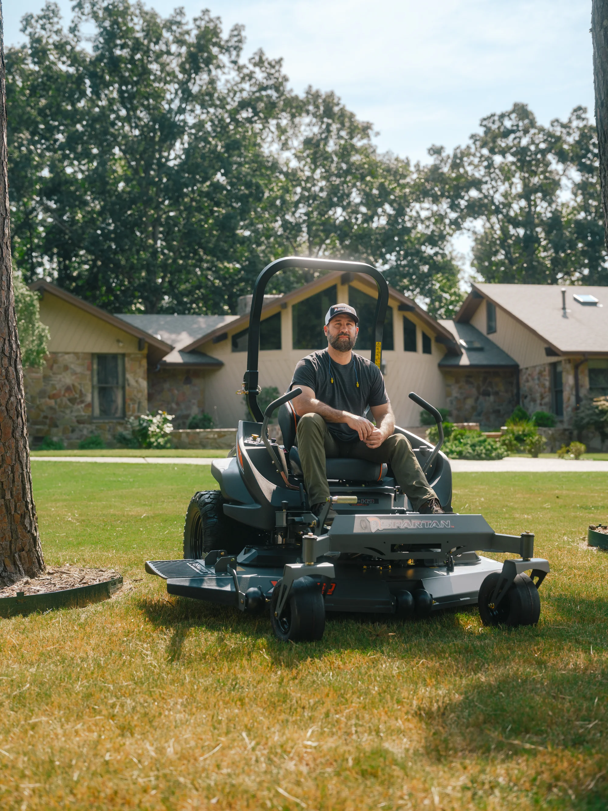 Spartan Rz HD Series Zero Turn Mower High Back Comfort Seat feature image