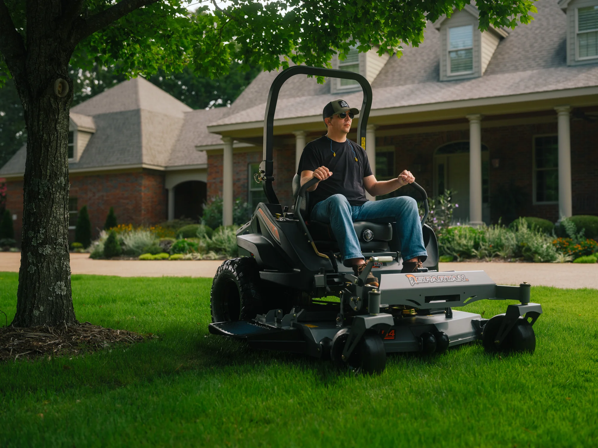 Spartan Rz XD Series Zero Turn Mower Comfort Suspension Seat Option feature image