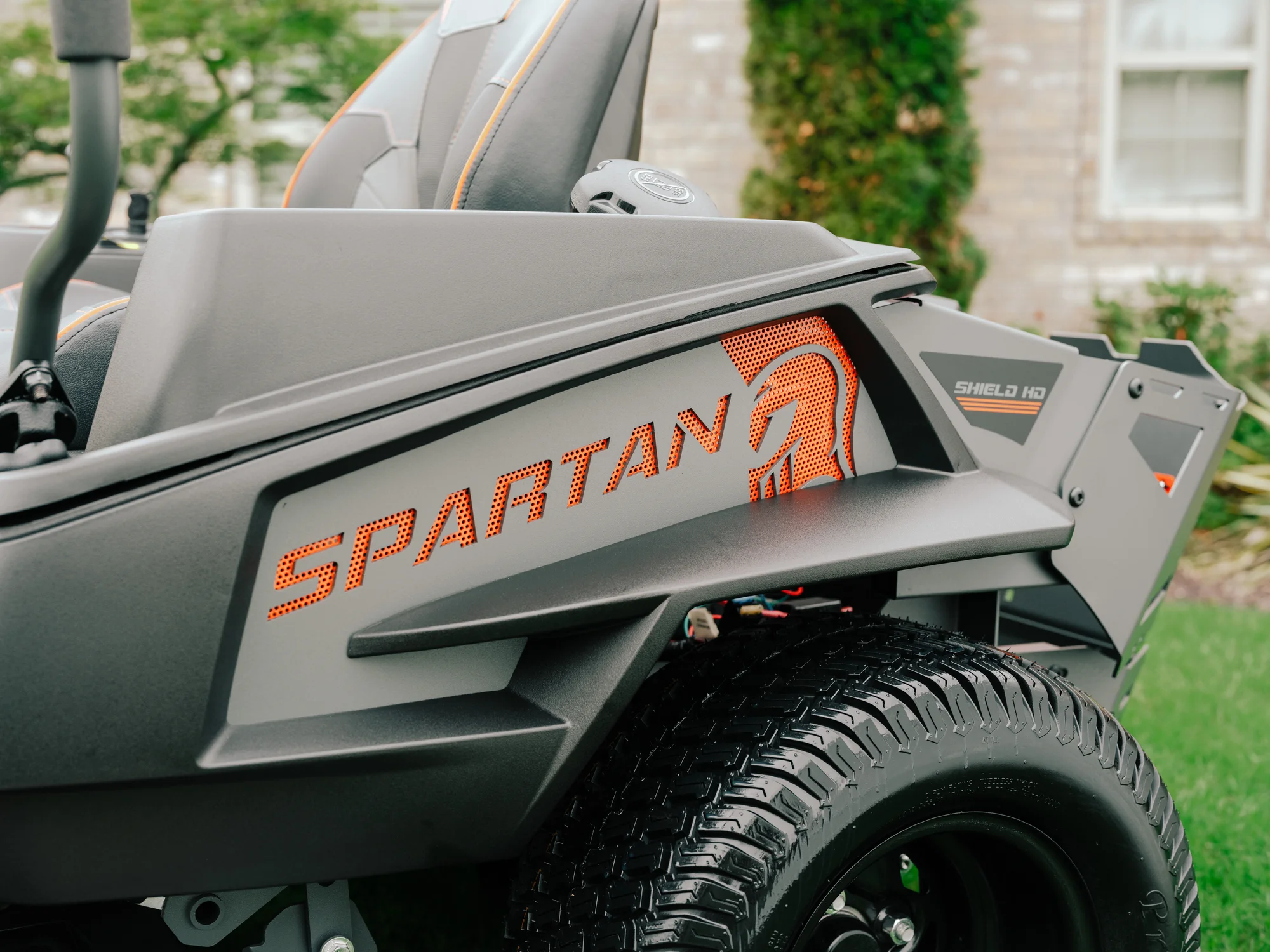 Spartan Shield HD Series Zero Turn Mower Tool Free Belt Access feature image
