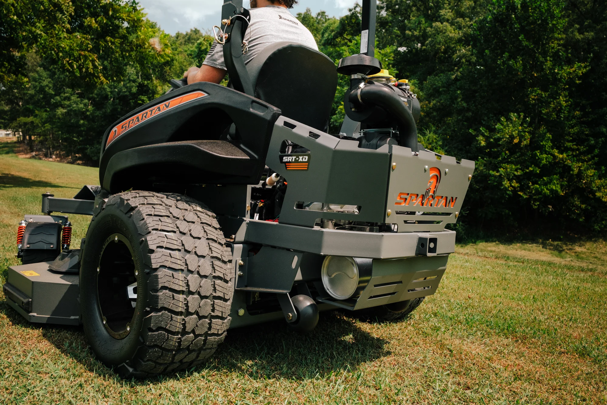 Spartan SRT-XD Zero Turn Rider RSSXD172999KE Spartan Srt Xd Zero Turn Rider Rssxd172999Ke Back View product image
