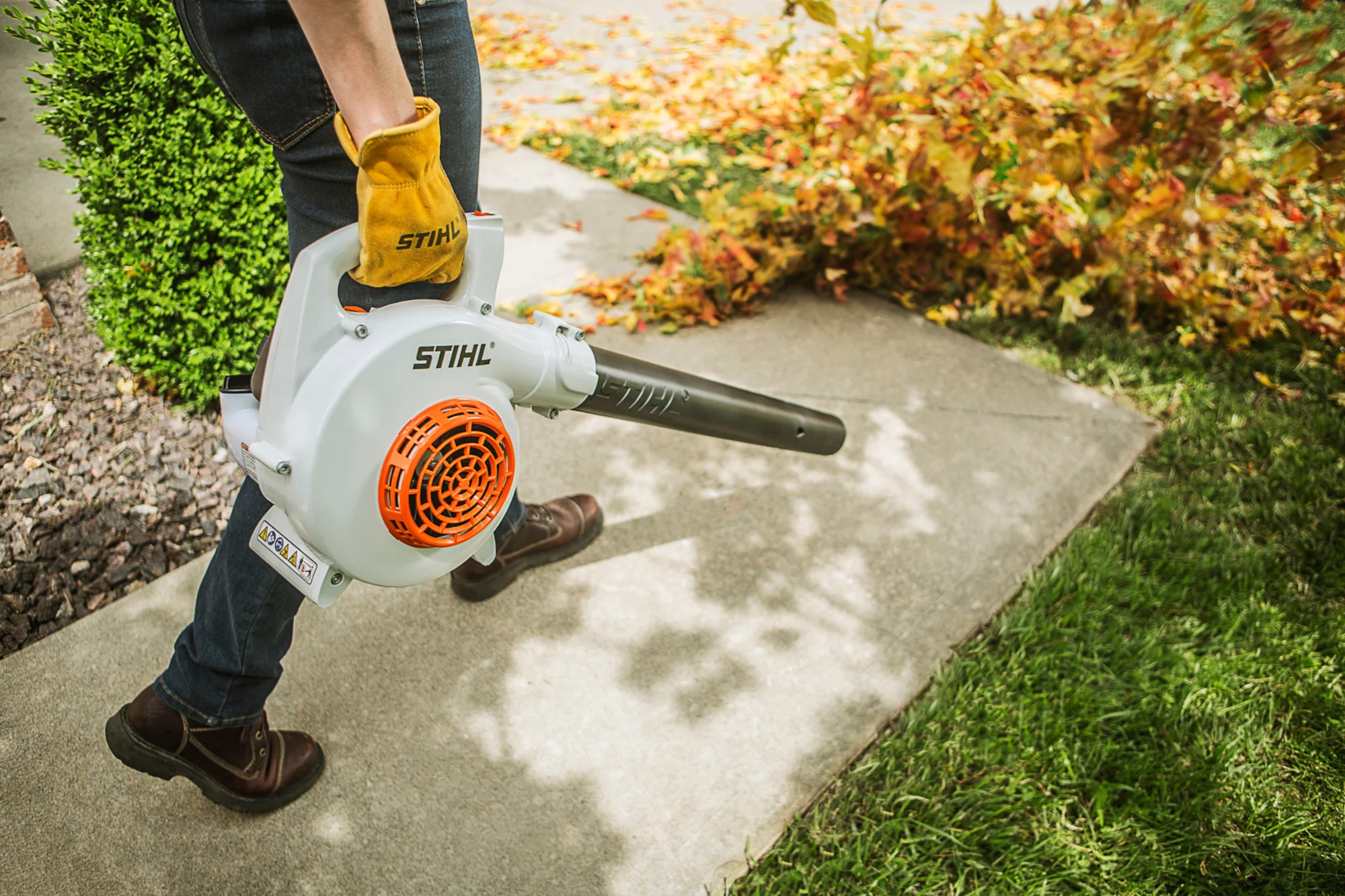 STIHL Bg Series Leaf Blowers Lightweight Handheld Form feature image